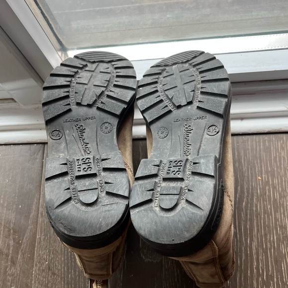 Blundstone Boots - Picture 7 of 8